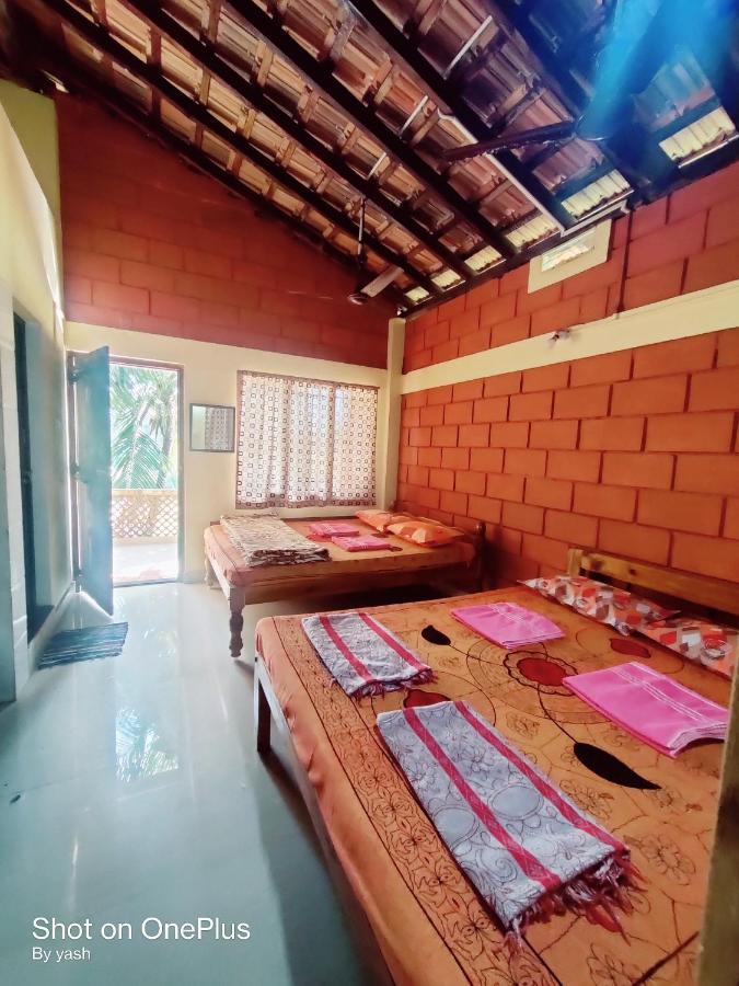 Surya Guest House Gokarna  Luaran gambar